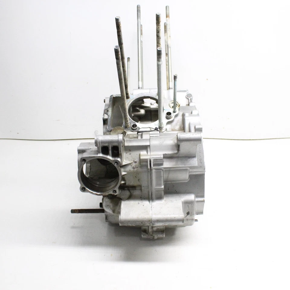 87-97 yamaha virago 535 Right Left Crankcase Crank Case 2GV-15100-04-00 - Image 4 of 4