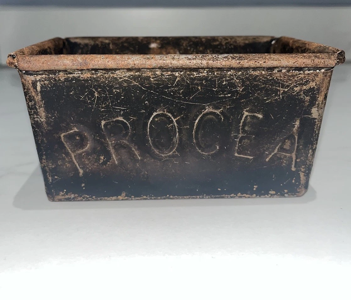 Vintage 1950s Procea Bread Loaf Tin Rare Advertising Baking Pan Bakery 1lb Tin
Opens in a new window