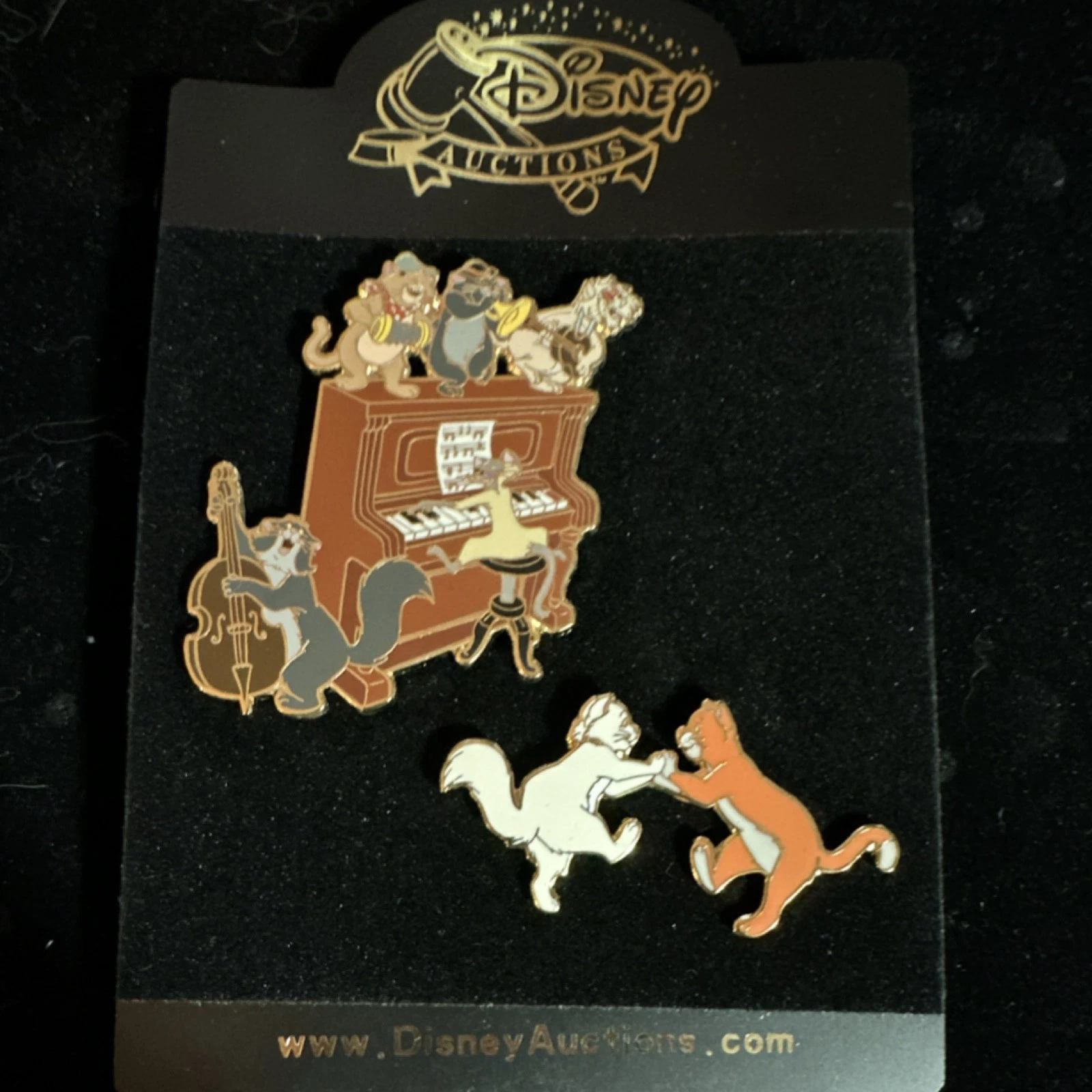 Disney Auctions Aristocats 2 Pin Set LE 250 Duchess O’Malley Piano Band Dancing