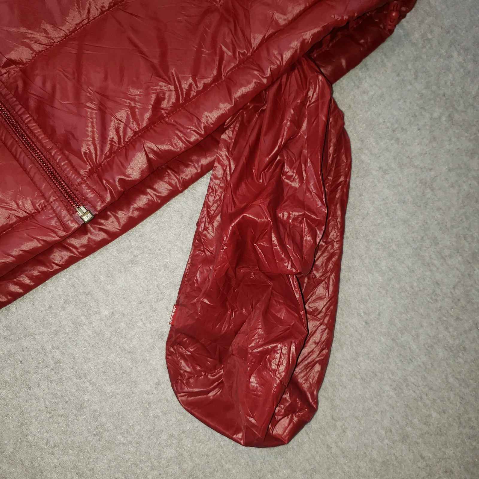 Levis Performance Packable Puffer Down Jacket Men… - image 8