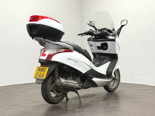 2011 Honda FES125 S-Wing ABS, 24k miles, CBT Learner Legal 125cc Scooter Project - Picture 6 of 24