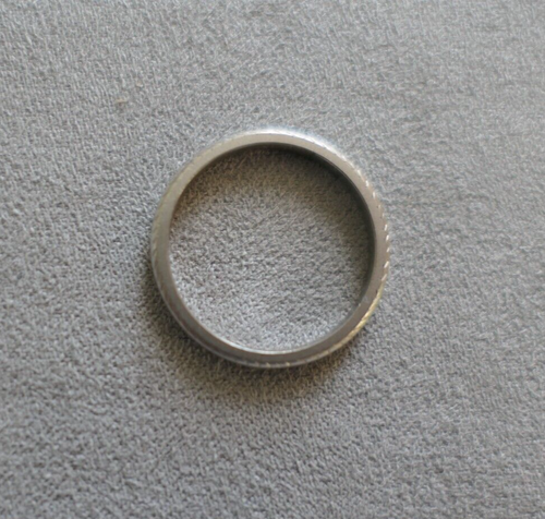 Ladies Platinum Wedding Band Ring, 3.3 grams, 950 Metal Purity