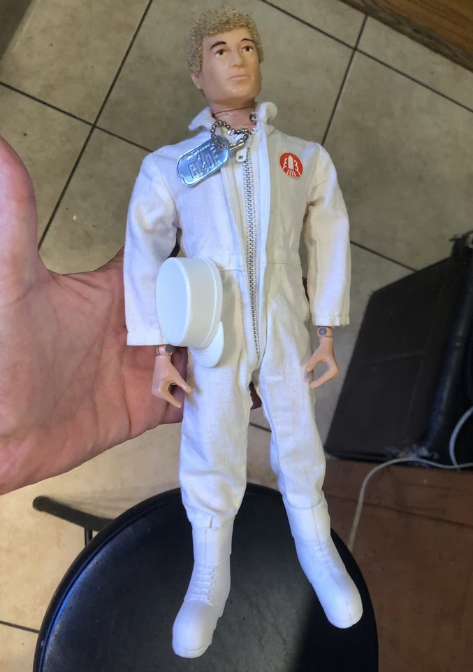 Vintage Original TALKING GI JOE ASTRONAUT #7405 Hasbro w Accessories 1970 WORKS - Image 4 of 4