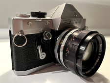 Petri V6 VI SLR 35mm Film Camera 55mm F1.8 Japan