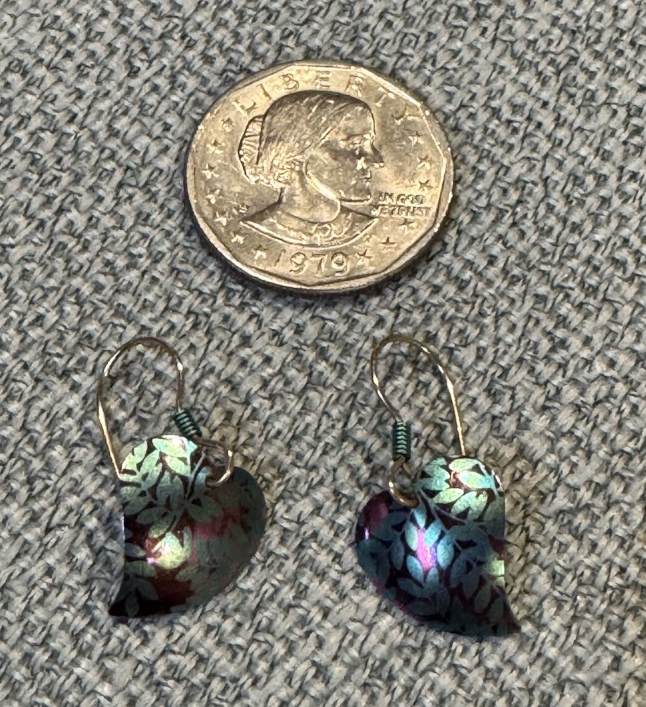 Artisan Handcrafted Multicolor Leaf Pattern Heart… - image 2