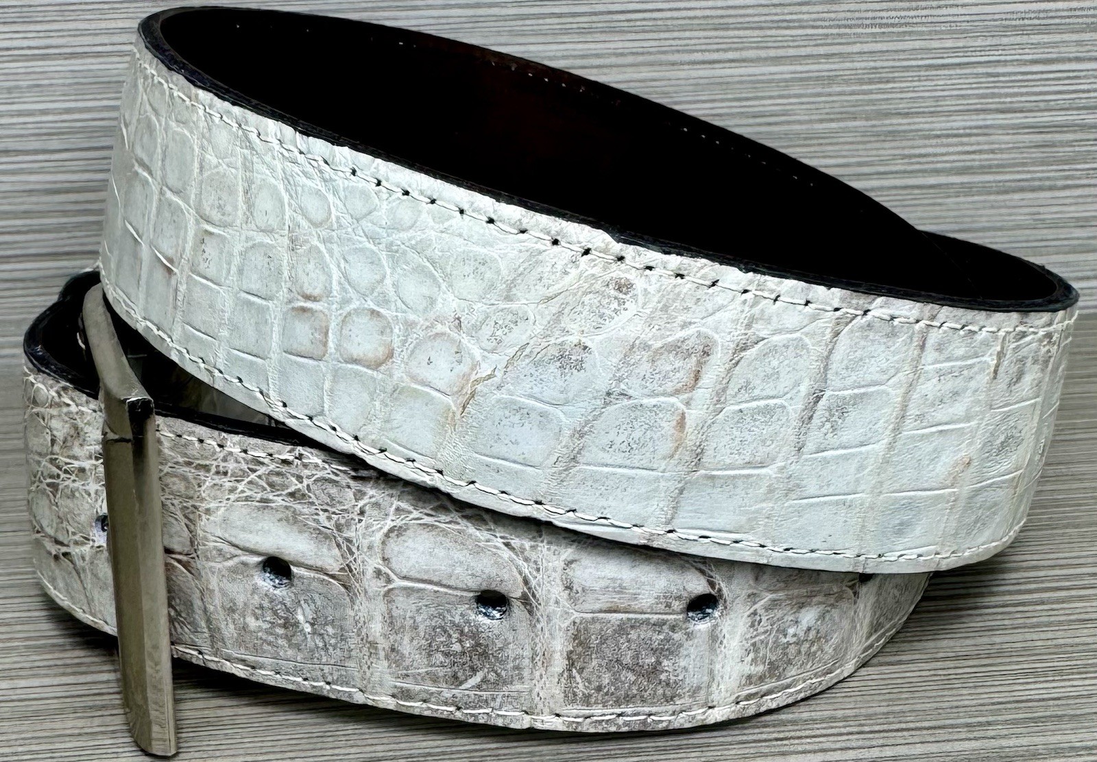 Size 32 Genuine Exotic Crocodile / Alligator Skin Handmade Belt - White/Gray image 3