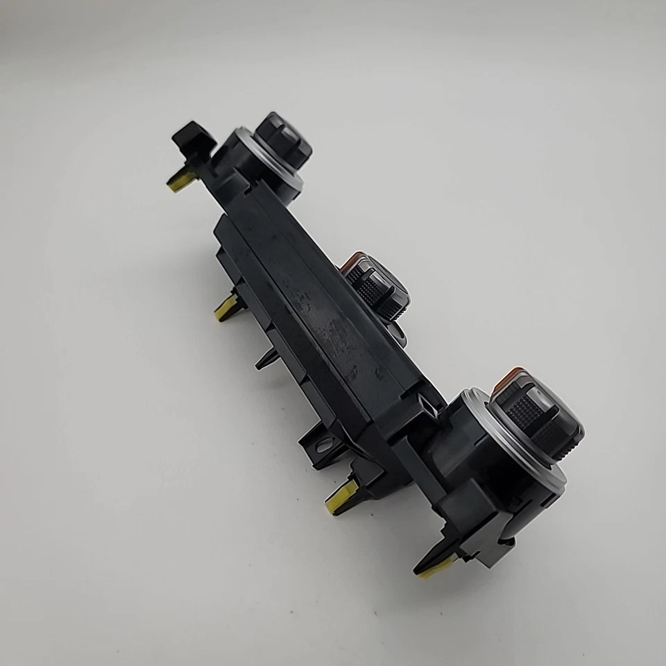 2014 - 2021 Toyota 4Runner Heater AC Manual Temperature Climate Control OEM - Image 4 of 4