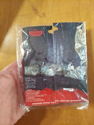 Netflix Stranger Things Hellfire Club Best Friend Necklace Set