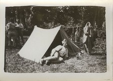 PHOTO ANCIENNE - VINTAGE SNAPSHOT - MILITAIRE CAMPEMENT TENTE REPOS - MILITARY