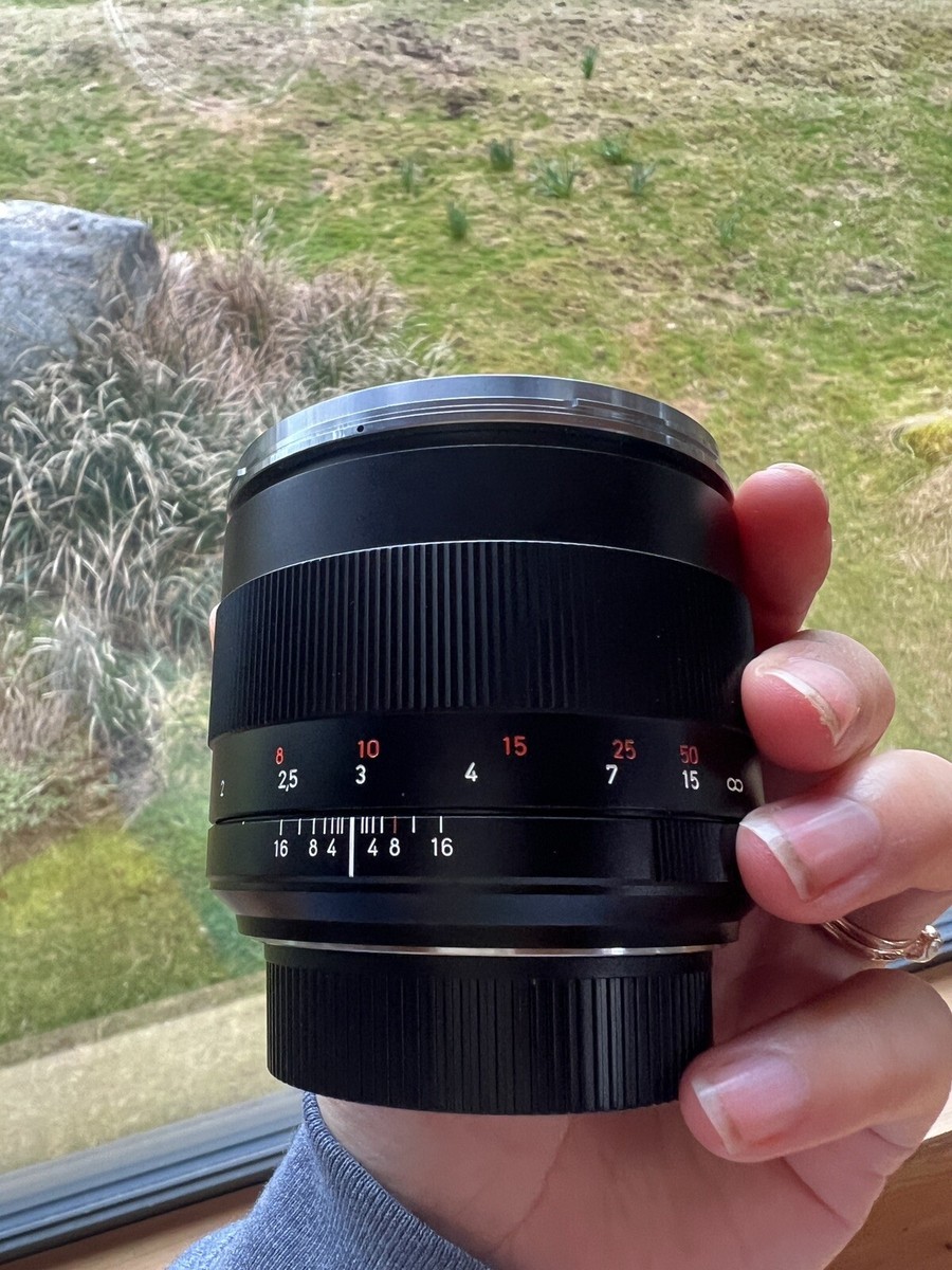 Carl Zeiss Planar 85mm f1.4 ZE T* for Canon EF - LIKE NEW | eBay