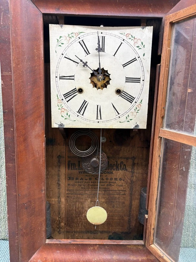 c1860 GILBERT CLOCK CO 30 HOUR BRASS MOVEMENT WEIGHT DRIVEN MANTLE CLOCK RUNS - Image 3 of 4