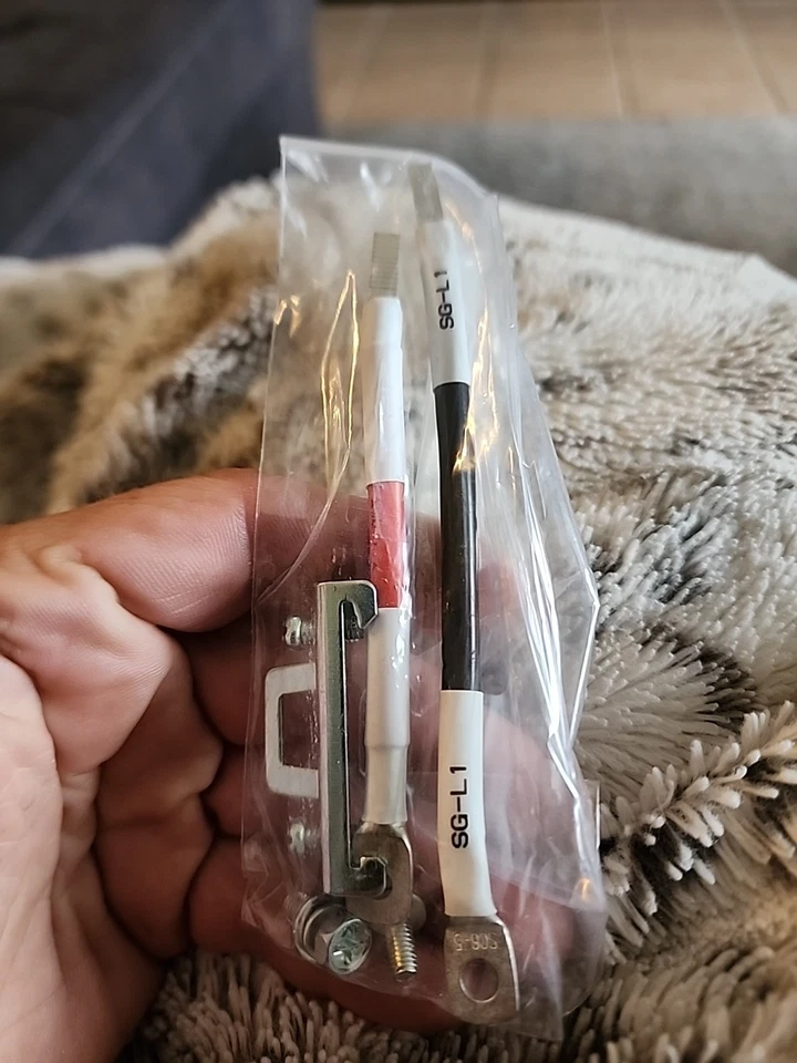 Canadian Solar EATON MOELLER FAZ-C40/2-NA EP куб емкость набор - Изображение 3 из 4