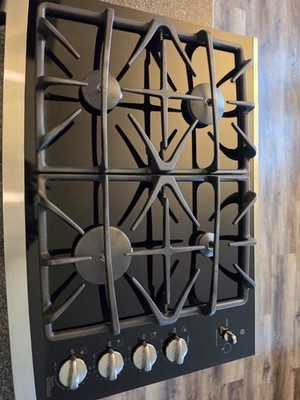 GE Profile JGP940SEK2SS Gas Cooktop