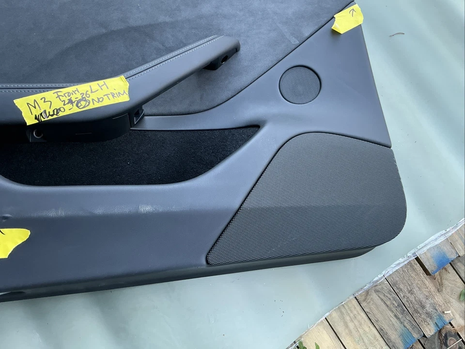 2024-2026 Tesla Modelo 3 Highland Frontal Izquierdo Puerta del Conductor Panel Borde LH OEM Negro Foto 4 de 4