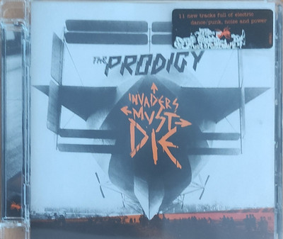 CD - THE PRODIGY - INVADERS MUST DIE - SEHR GUT ERHALTEN