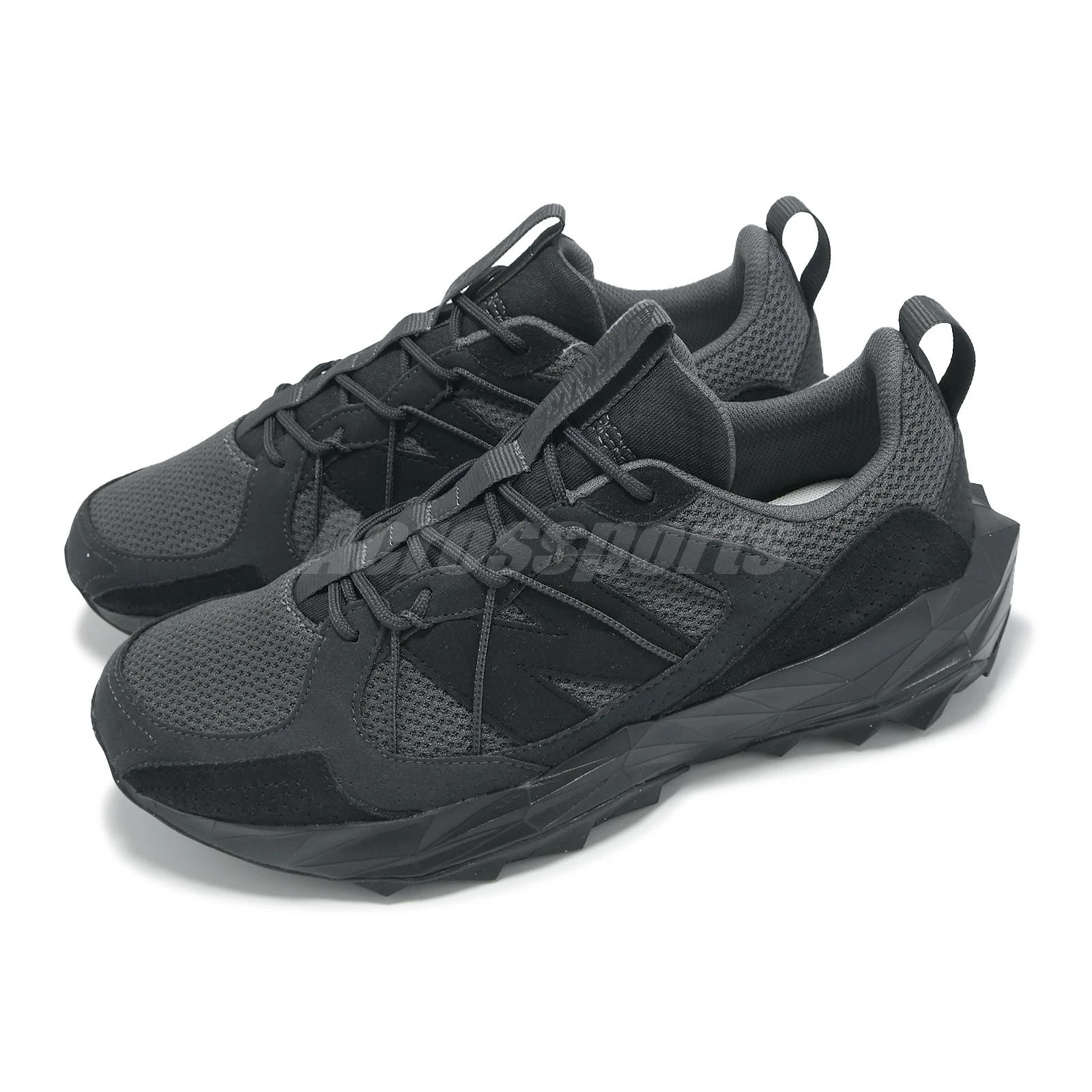 New Balance Tektrel 2E Wide NB Black Men Trail Running Shoes MTTTRSLK-2E
