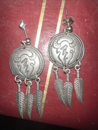 Vintage Earrings Indian Head Buffalo Feather Pierced - Picture 1 of 4