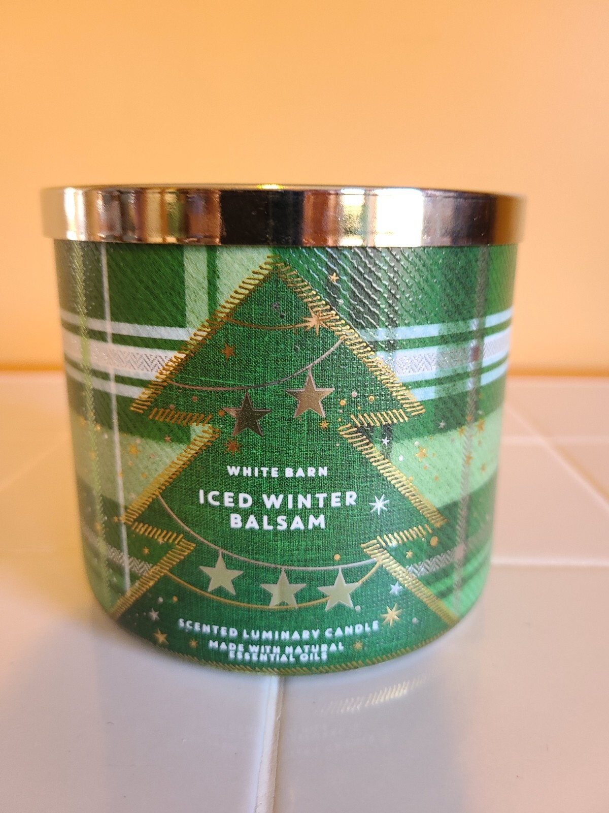 Bath & Body Works White Barn Candle Iced Winter Balsam 3 Wick 14.5 oz