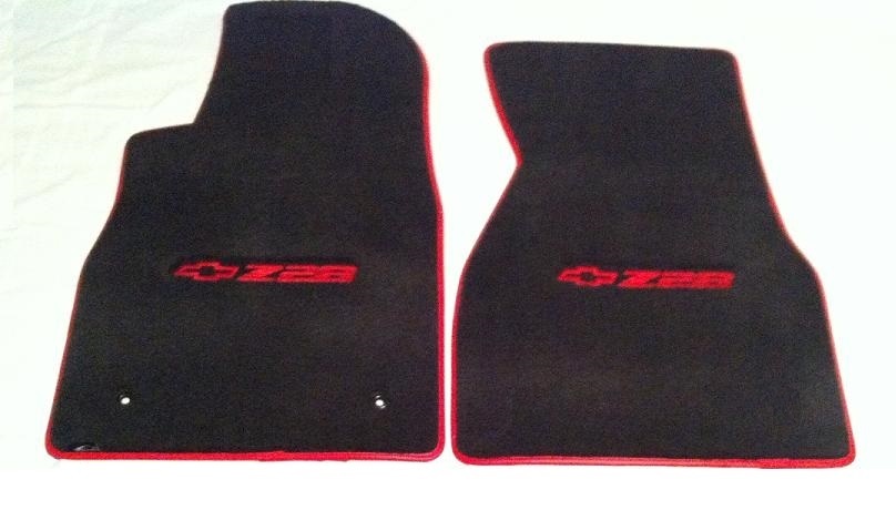 Custom Embroidered Lloyd Mats Velourtex Floor Mats For Chevy Camaro Z28 1982-1992 – Personalize With Your Choice Of Logo & Carpet Color!