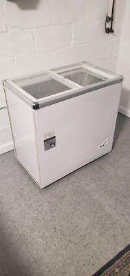 Chest Cooler 5.65 Cu. Ft.
