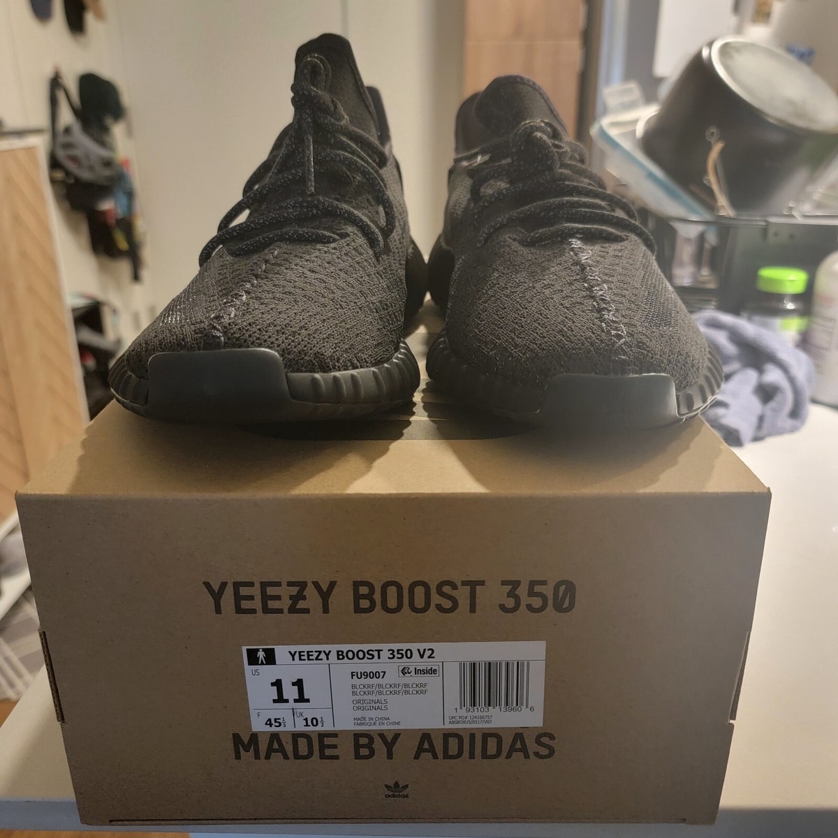 yeezy boost 350 v2 static black rf