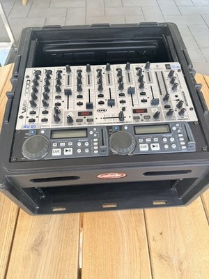 Mixer DJ-Rack mit Behringer VMX1000 & SKB Flightcase