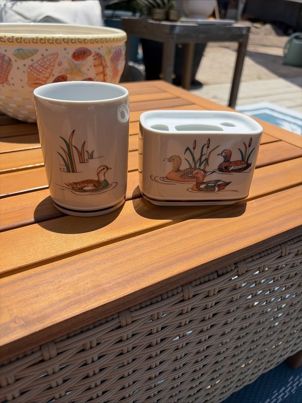 Andre Richard’s Wood Duck Toothbrush Holder & CUP Set Cottage Core