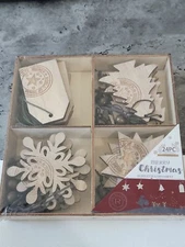 Wood CHRISTMAS Ornaments Gift Tags wood box Rustic Cottage Farmhouse - NEW