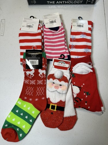 6 Pairs Women’s Christmas Socks Winter Warm Stocking Stuffers Reindeer Snowman - Picture 2 of 2