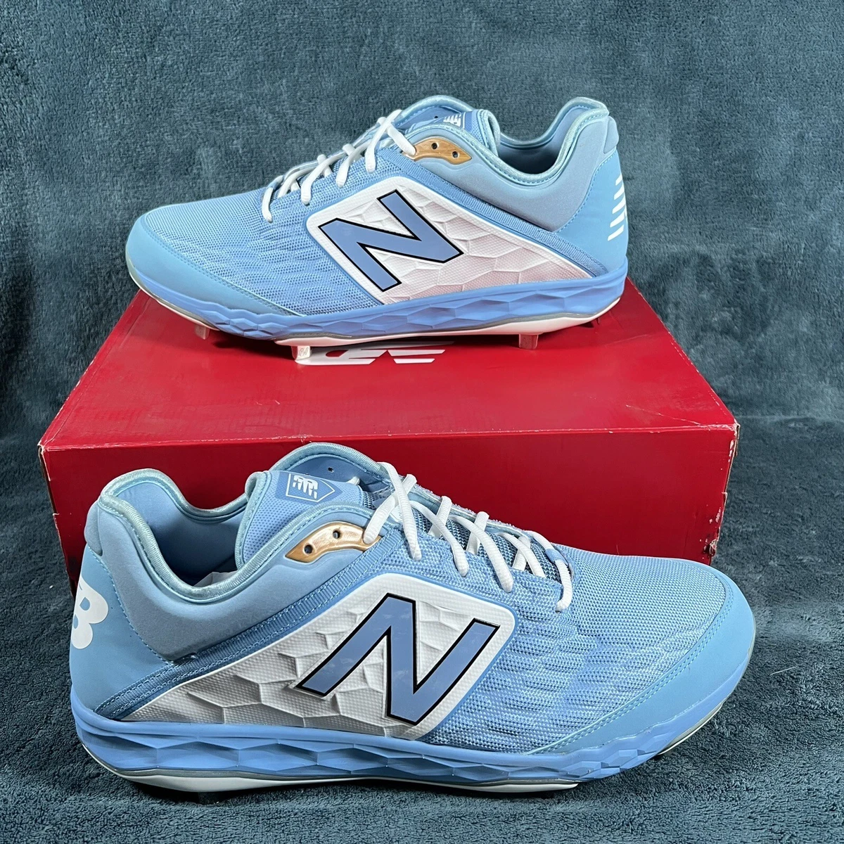 New balance sales 3000v4 molded cleats
