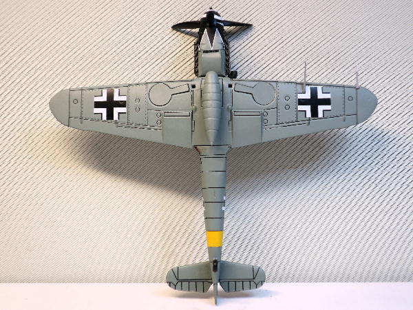 DeAgostini WW2 Aircraft Collection #68 Fighter 1/72 Bf109K-4 Erich Hartmann Limitowana ilość