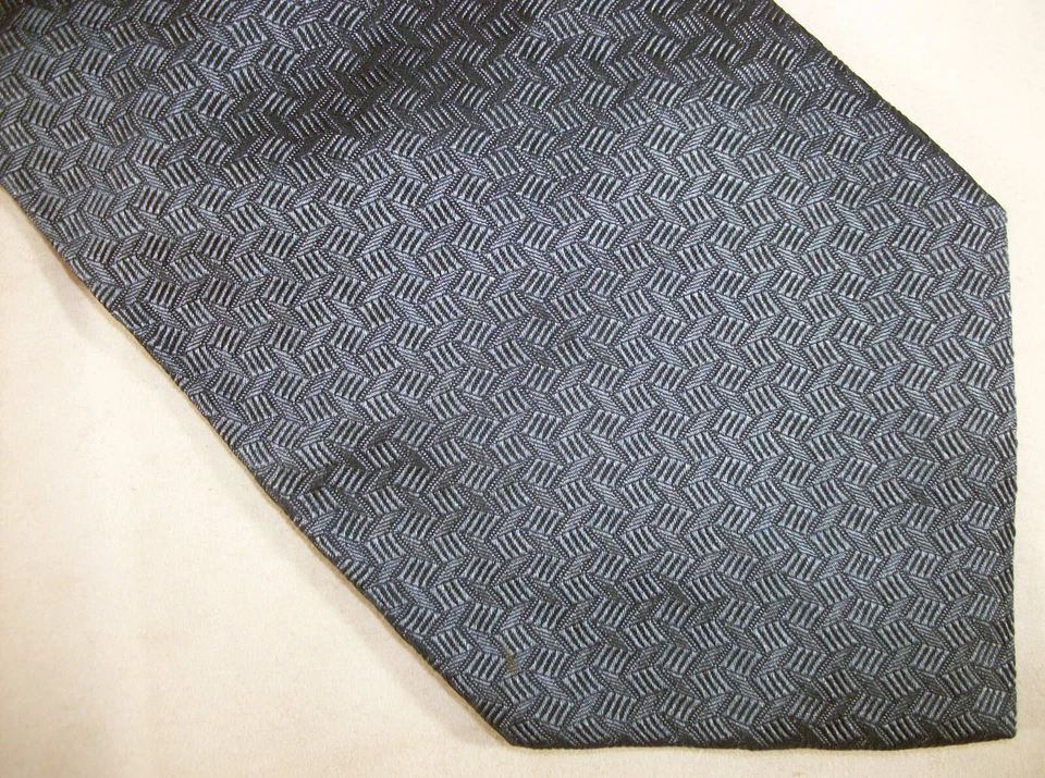 BANANA REPUBLIC Slate Gray Solid Herringbone Silk Neck Tie 57" L x 4" W (F162) - Image 2 of 3