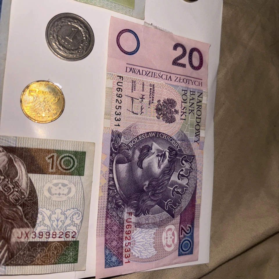 Juego de billetes de zloty de 10 a 100 monedas del Banco Nacional de Polonia 1994 Foto 4 de 4