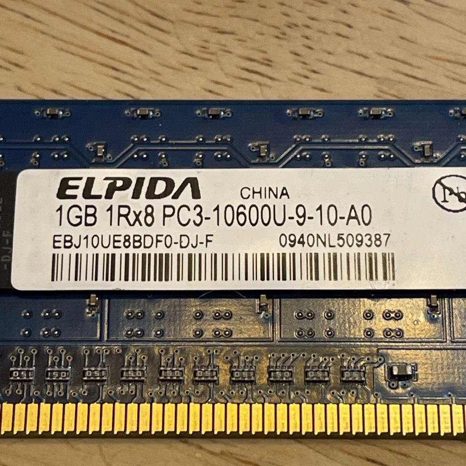 3x Elpida EBJ10UE8BDF0-DJ-F PC3-10600U-9-10-A0 1GB Memory RAM - Image 4 of 4