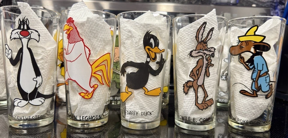 Lote de 15 gafas de colección 1973 Warner Bros Looney Tunes Pepsi Collector Foto 3 de 4