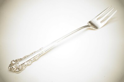 Lunt Sterling Silver Belle Meade Seafood Fork 6 inches 22.9g D2353