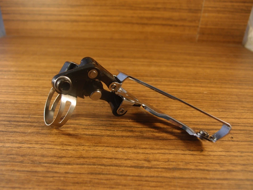 Desviador delantero MTB Shimano Deore LX FD-M560 1993 vía Japón tracción inferior 31,8 mm Foto 4 de 4