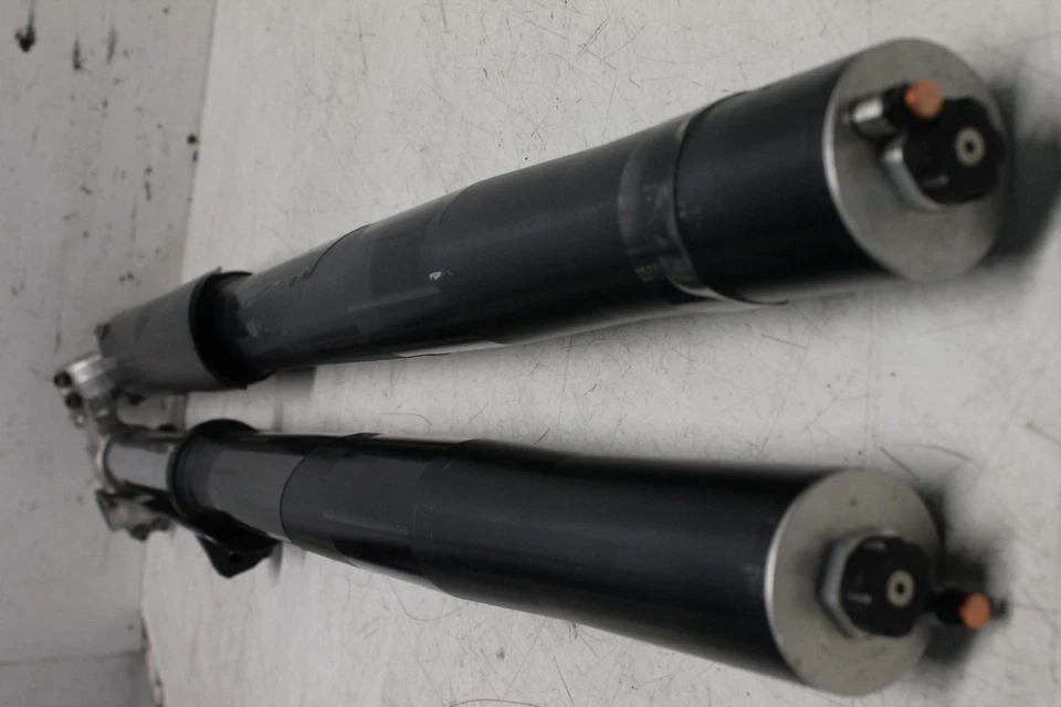 KTM 690 SMC HUSQVARNA OEM HORQUILLAS IZQUIERDA Y DERECHA SUSPENSIÓN RECTA 08-11 Foto 2 de 4