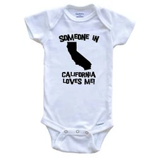 Someone In California Loves Me State Silhouette Cute One Piece Baby Bodysuit