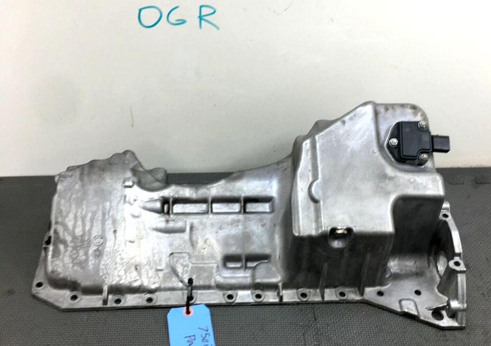 06-08 BMW 750i 3.0L Motor Inferior Aceite Fluido Pan Sumidero OEM 7559857 Foto 2 de 4