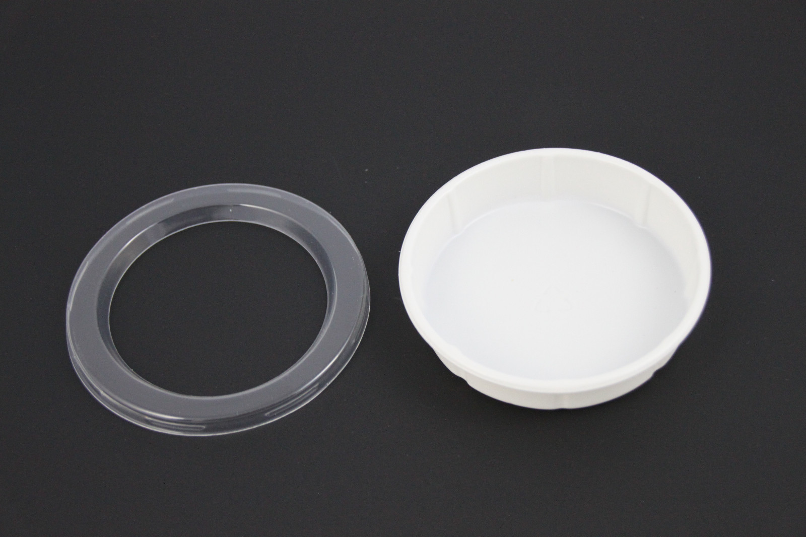 25 lot 3.5" Mealworm Plastic food dish crested gecko bearded dragon