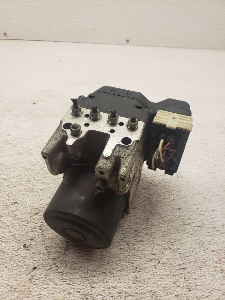 Lexus GS300 ABS Anti-Lock Brake Part Actuator And Pump Assembly