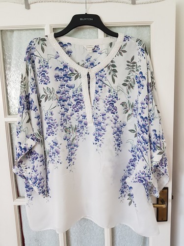 MONSOON chiffon short sleeve floral blouse oversized relaxed fit size 16-18 - Picture 3 of 15
