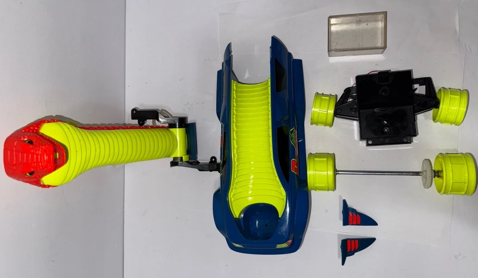 1994 Tyco PYTHON 6.0V Jet Turbo RC Car Truck 49MHz For Parts Not Working - Image 2 of 4