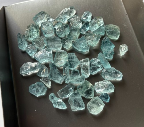 Good Lot 217 cts Natural Blue Colour Flat Aquamarine Rough - Picture 2 of 6
