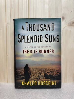 A Thousand Splendid Suns - Khaled Hosseini