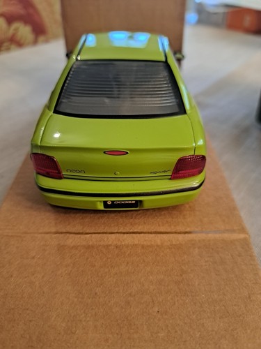 DODGE NEON NITRO BROOKFIELD COLLECTORS GUILD 1/24 PROMO CAR W/BOX Great Shape! - Picture 3 of 14