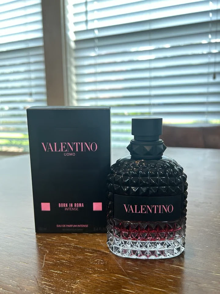 Valentino Uomo Born In Roma Coral Fantasy for Men – (EDT) 3.4 oz - Image 1 of 2