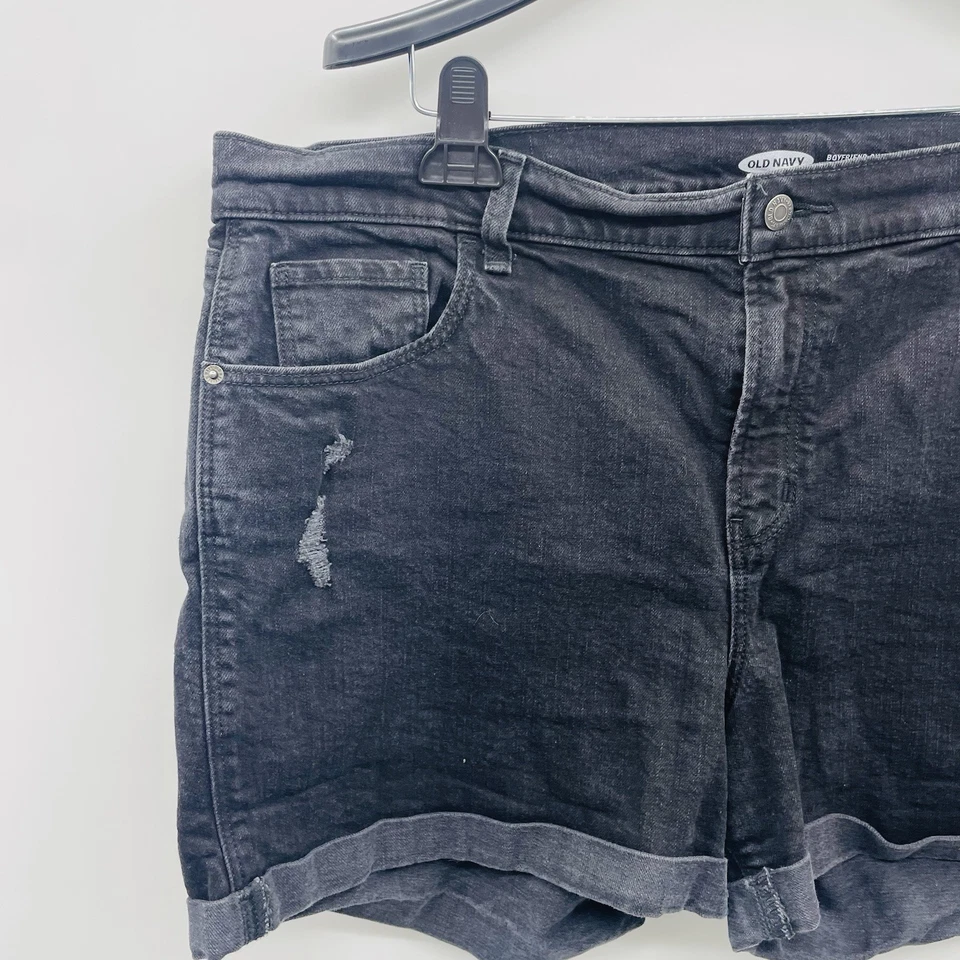 Old Navy Womens Plus Size 18 Mid Rise Boyfriend Cuffed Denim Shorts Black Jack - Image 4 of 4