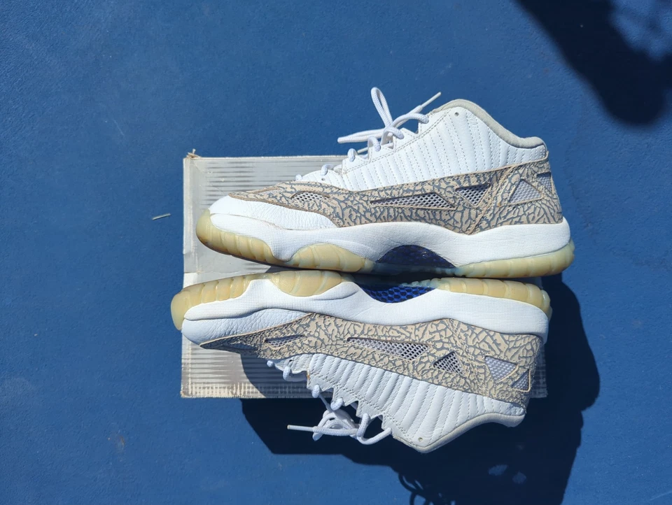 Nike Air Jordan 11 Retro IE 2003 Low Cobalt - Talla 11 Foto 4 de 4